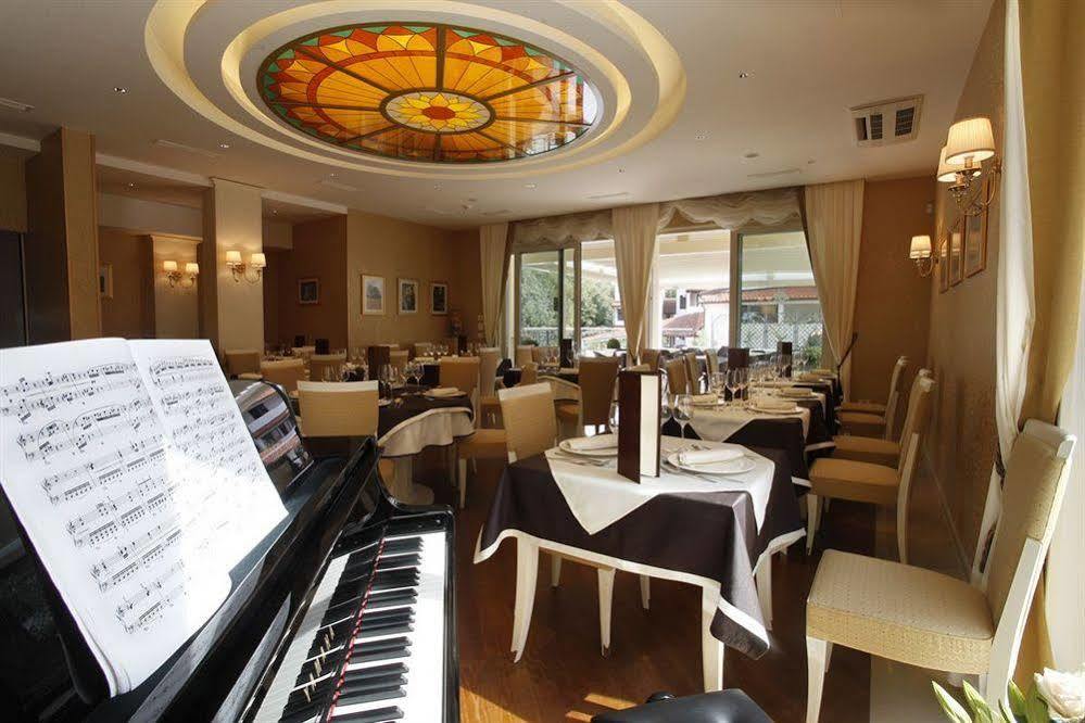 Boutique Hotel Oasi Пьешчана-Увала Экстерьер фото